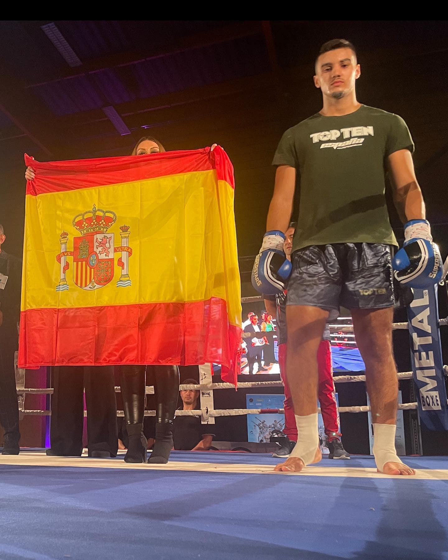 Mohammed Hamdi pele&oacute; por el t&iacute;tulo mundial K-1 (85 kg)